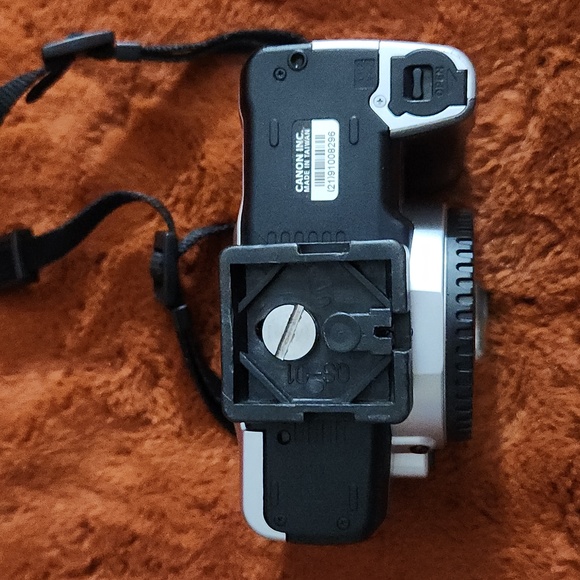 CANON EOS REBEL TI FILM CAMERA THIS IS A WOUNDERFUL CAMERA IF YOU DO B&W - Picture 6 of 11